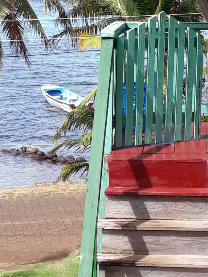 Corn Island Hostal Alal Suite North End Exterior photo